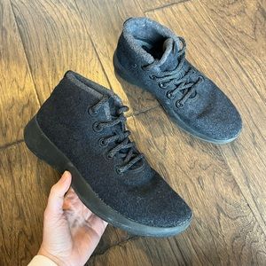 Allbirds Women's Wool Runner-up Mizzles Sneakers in Black. Size 7